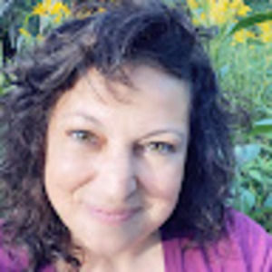 Meet your Posher, Denise